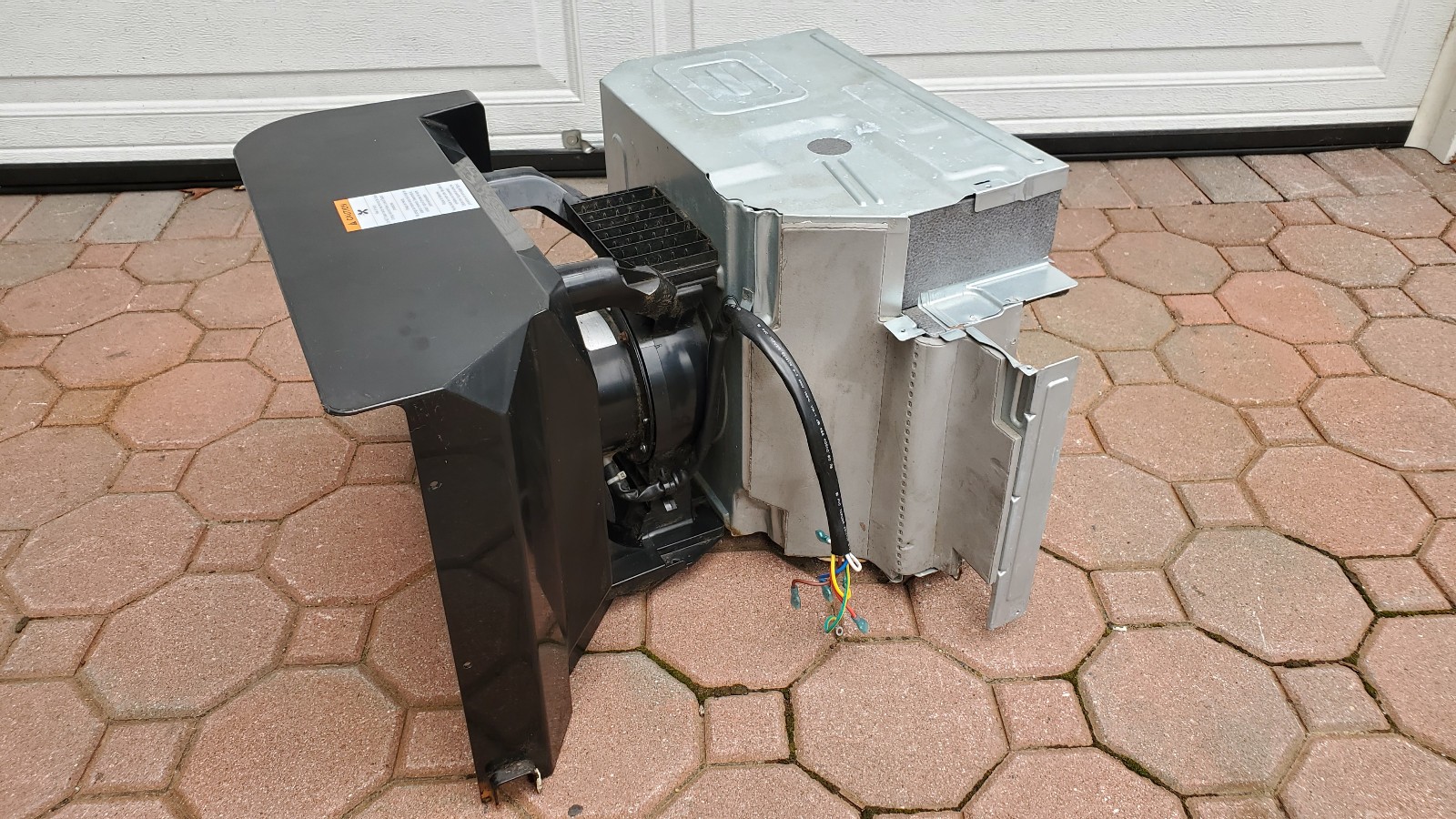 Friedrich CCW12B10A 12K BTU air conditioner fan assembly Works! chill premiere