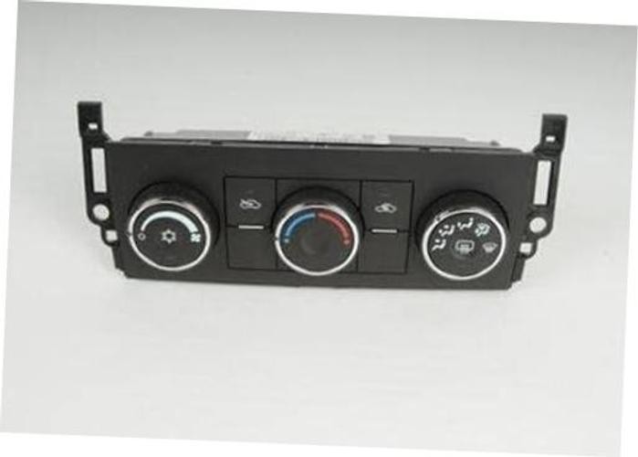 GM Genuine Parts 15-74187 (22807238) Heating and Air Conditioning Control