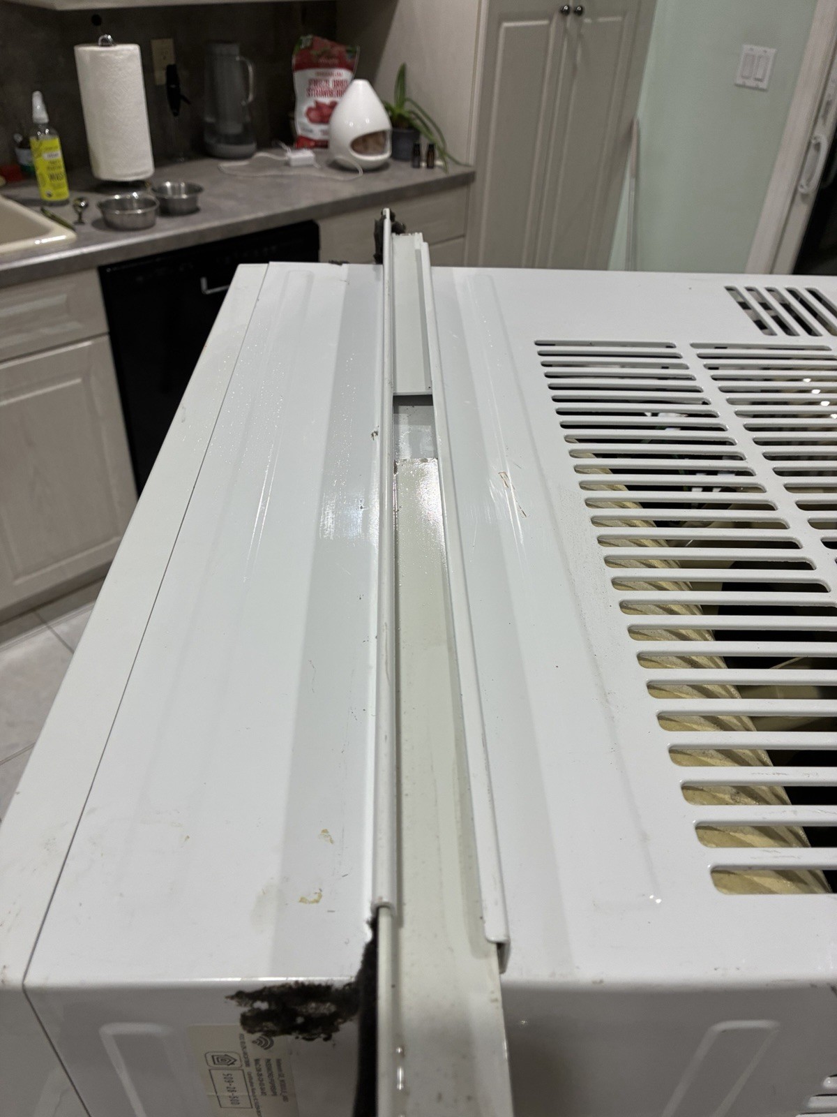 GE AEC10AXL1 Energy Star 115V Window AC Wi‑Fi Remote 10,000-10,999 BTU