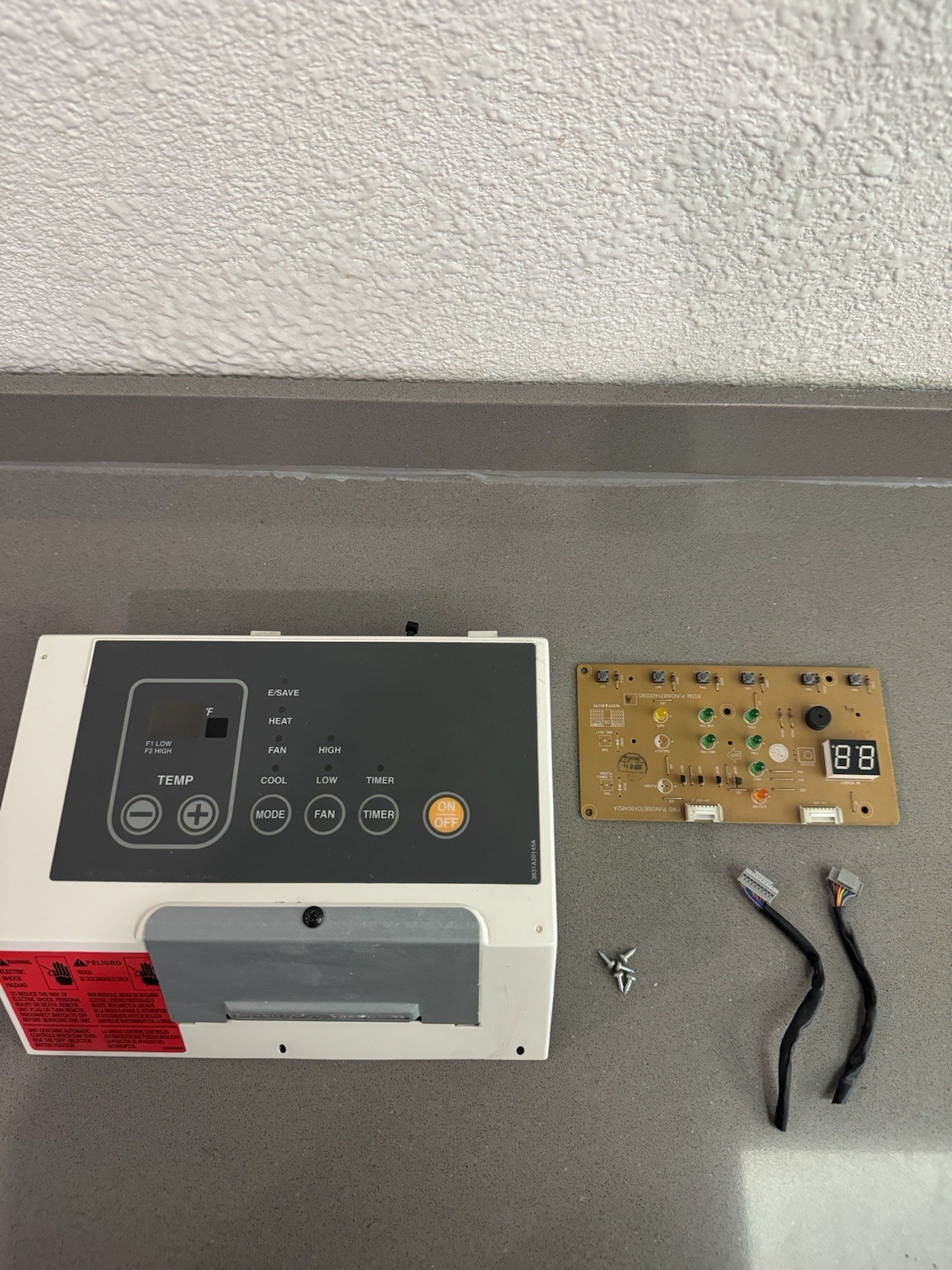 LG PTHP/PTHP EBR764800 Control Panel Board + Cover LG 6870A90482A – Working Good