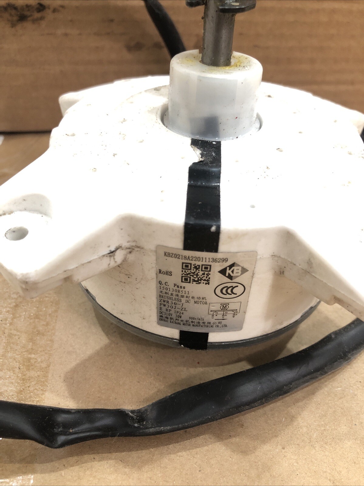 Air Conditioner Outdoor Unit Fan Motor C&H 1501308511 ZWR30-J 30W DC310V, st