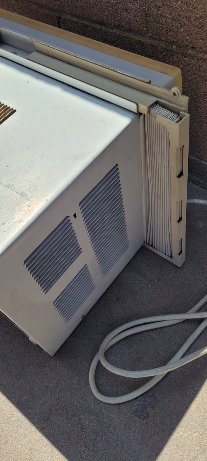 LG LWHD8008R 8,000 BTU Window Air Conditioner AC w/ Remote 115V Used