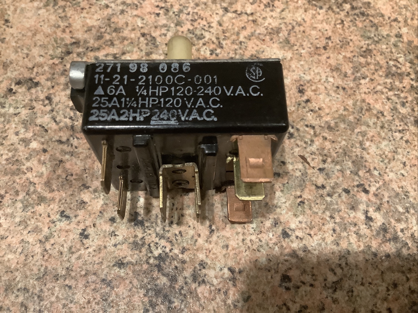 Function Switch For Room AC ARK-LES #271 98086 120/240VAC 11-21-2100C