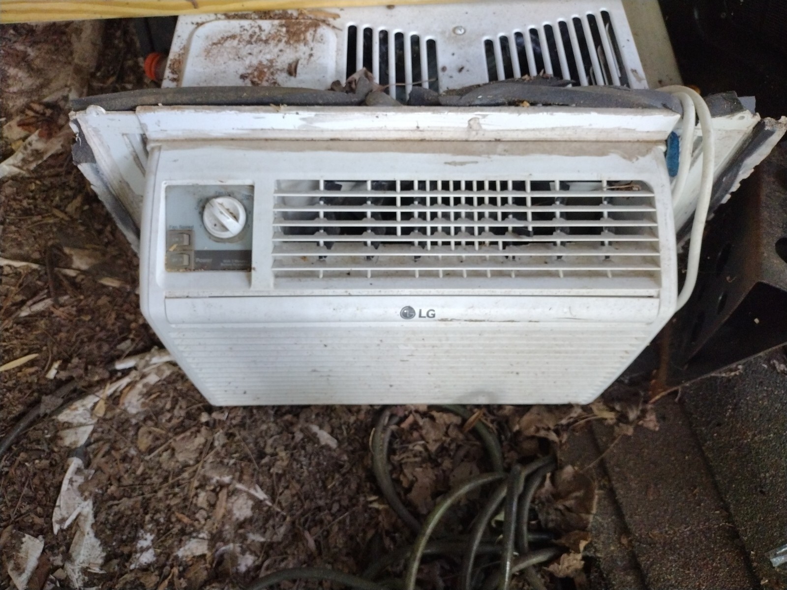 LG 5k BTU Air conditioner