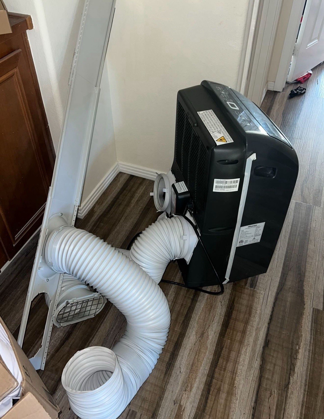 Hisense Dual Hose 10,000 BTU Portable Air Conditioner AP70020HR1GD