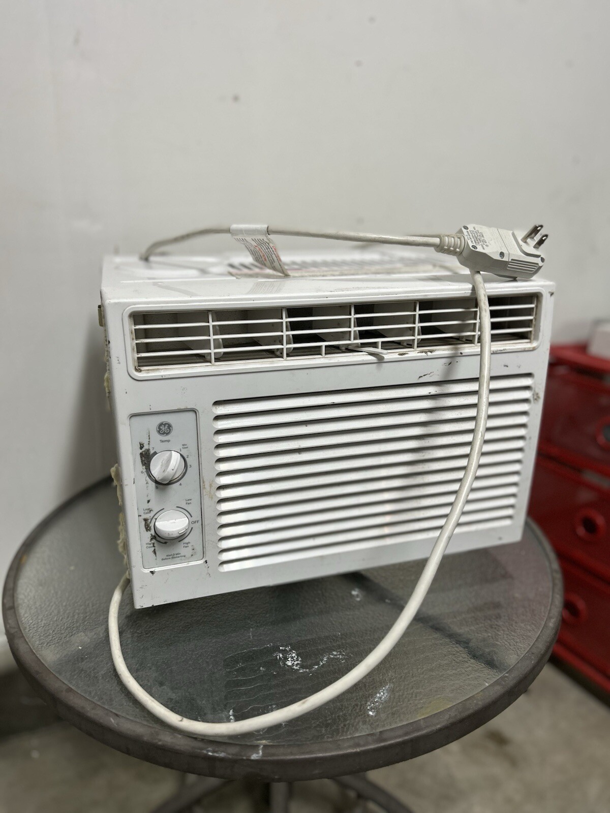 LG LT1216CER 11 800 BTU 115V Through-The-Wall Remote Control Air Conditioner