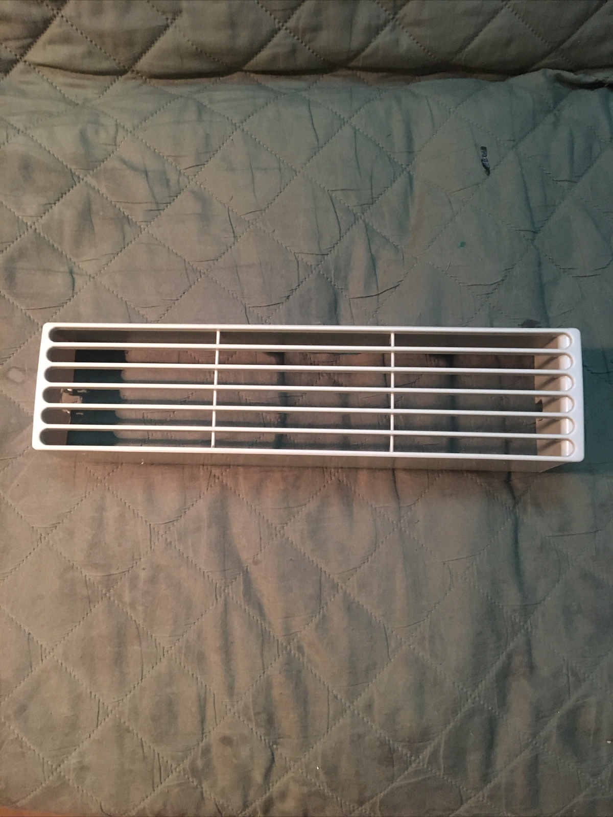 Frigidaire LRA257ST2 Louver Air Vent Grille 11.45×2.96 mm (ELUSI-KC75/N1Y-KG7.1