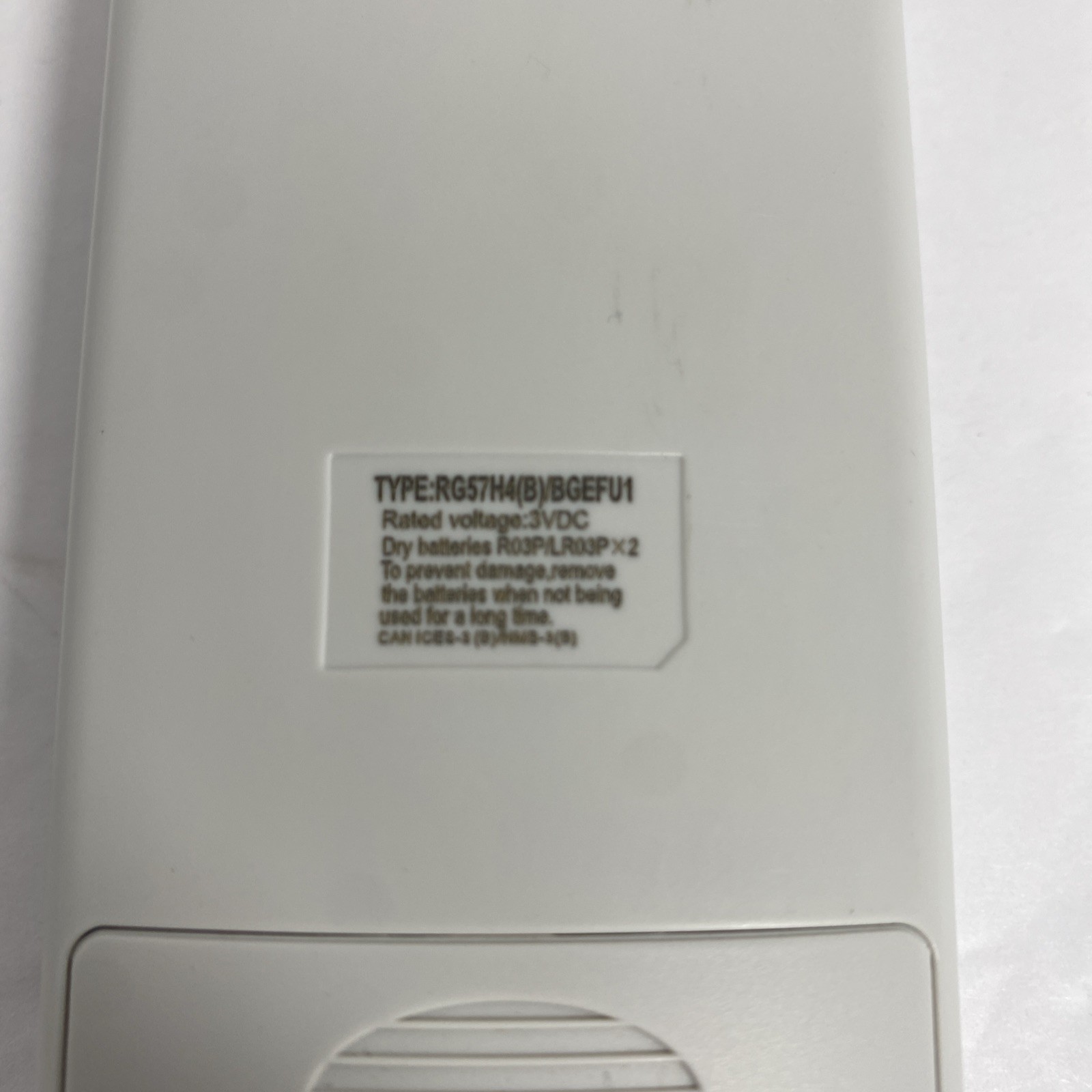 Toshiba Air Conditioner Remote Control White RG57H4(B)BGEFU1 Tested Clean