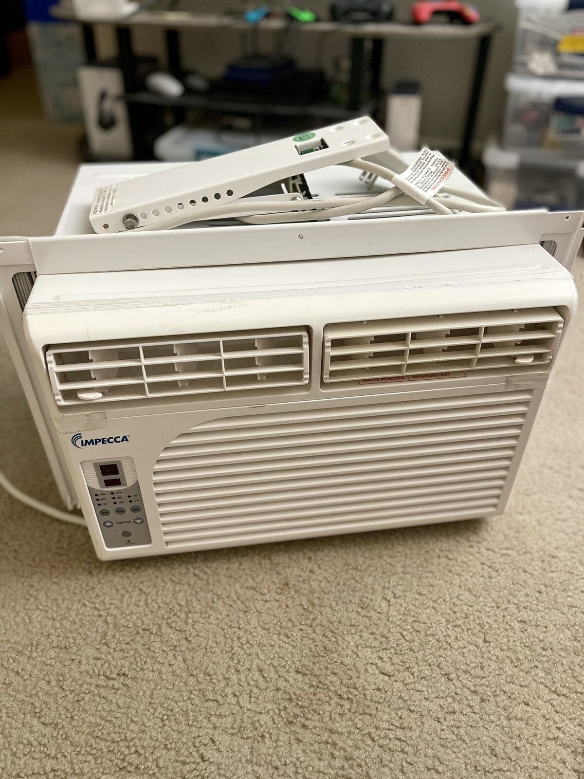 Impecca 10,000 BTU/h Electronic Window Air Conditioner IWA-10NR 115 Volt