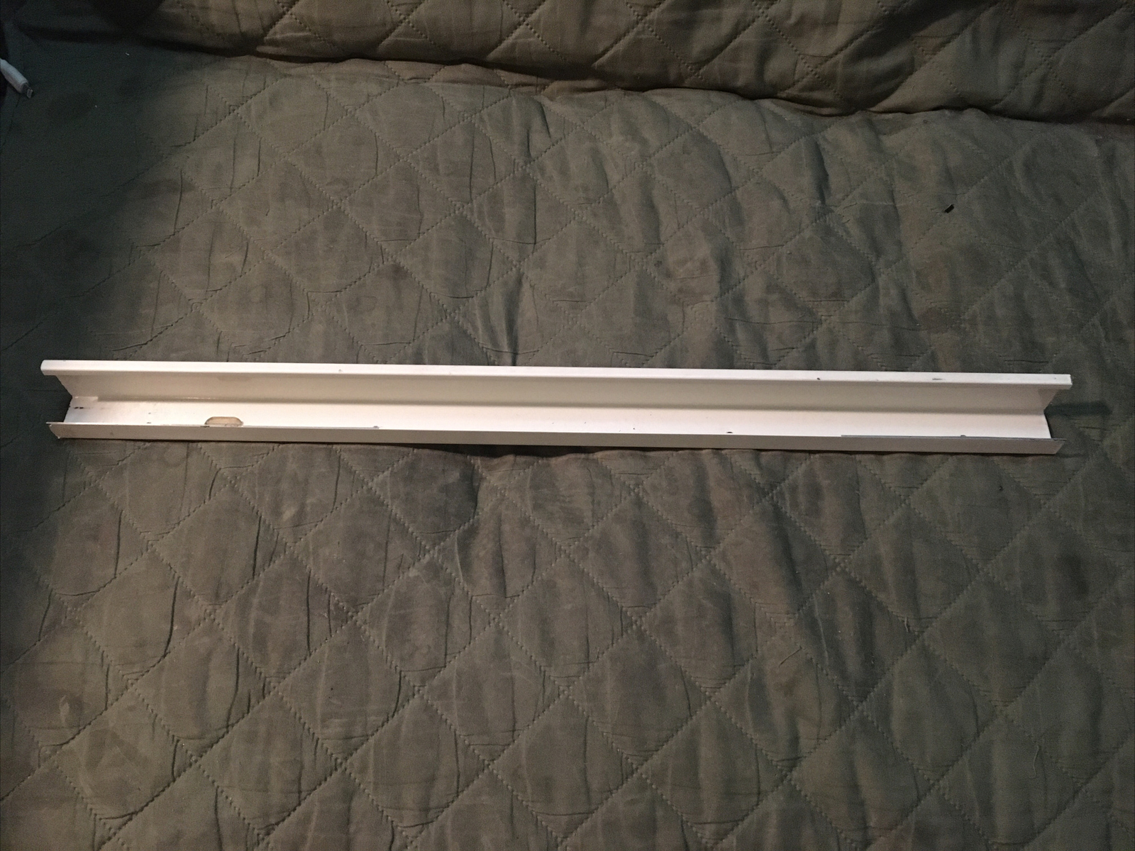 Fedders ac model: A7Q08F2A window top rail support bar508x35x22mm