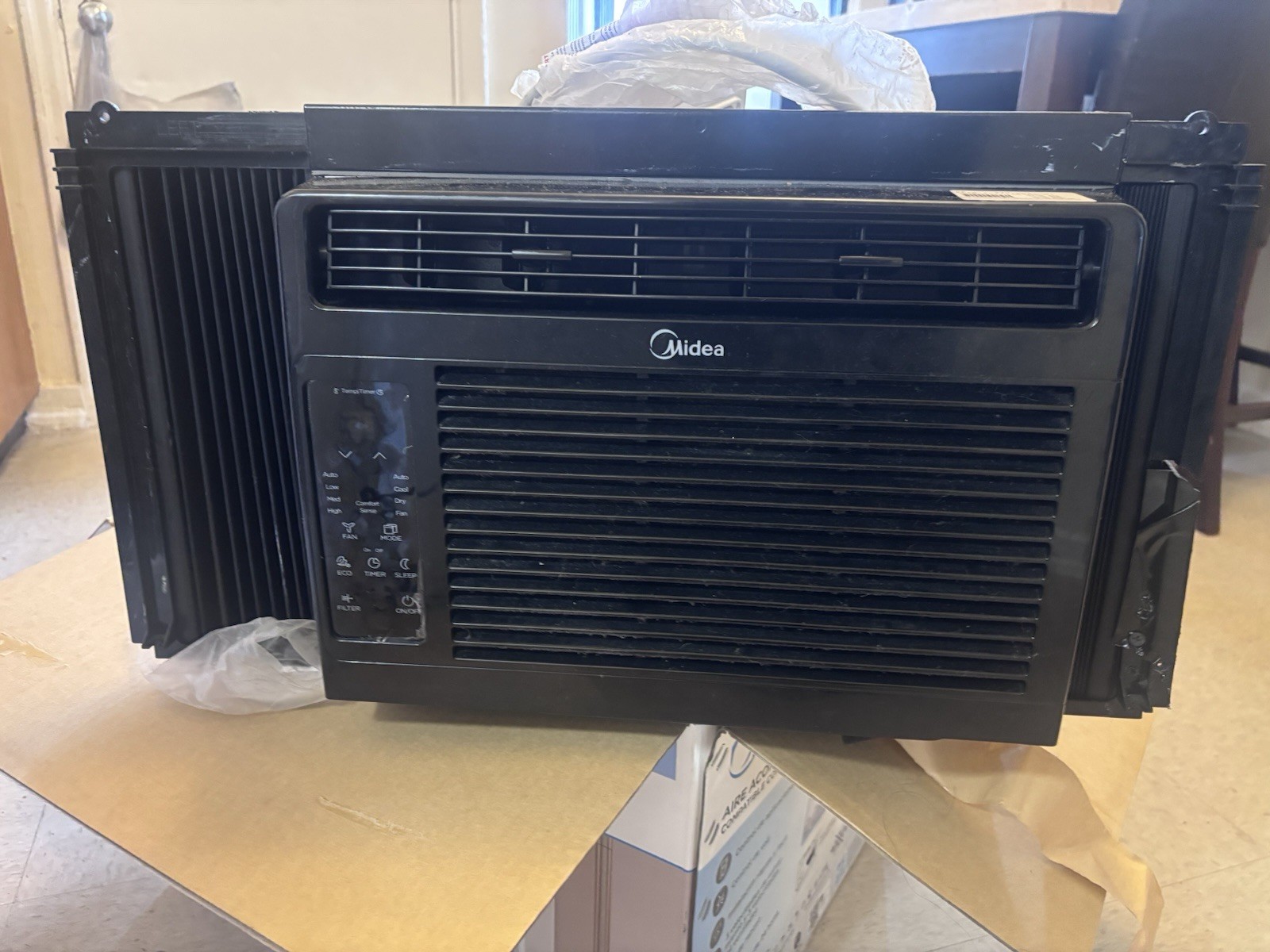 Midea MAW08V1QWT 8000 BTU 115V Window AC Black w/ Remote Timer Sleep