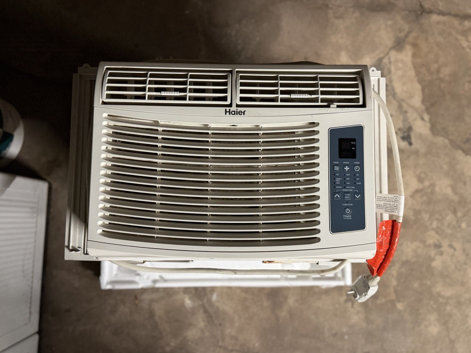 Haier ESA410K 10,000 BTU 115V Window AC, Digital Timer, 3 Speeds, White