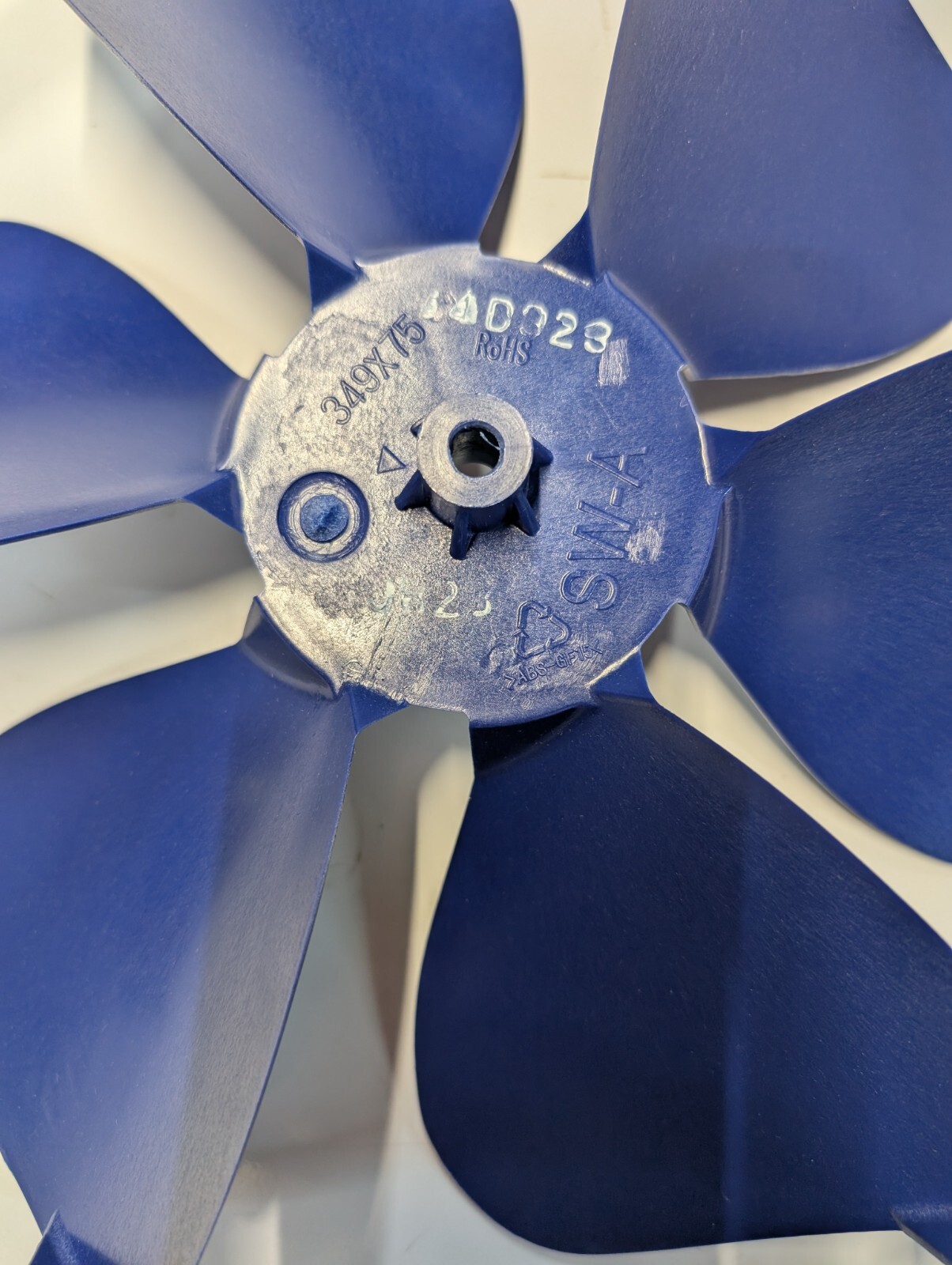 5304471287 ELECTROLUX FAN BLADE NEW / OPEN BOX