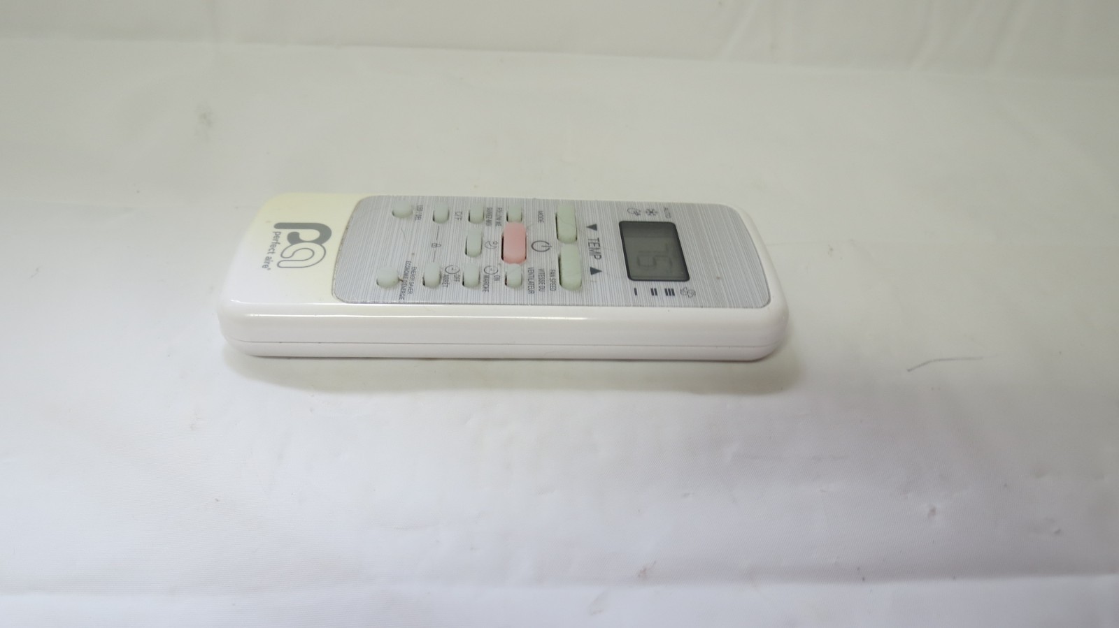 5,000 BTU Perfect Aire Remote RG51G (1) /CEFU1 Air Conditioner A/C 3 Volt DC