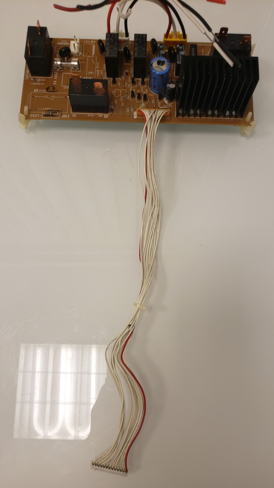 QPWBFB587JBZZ DSGY-B577JBKZ OEM control board of Sharp Wall Unit AC