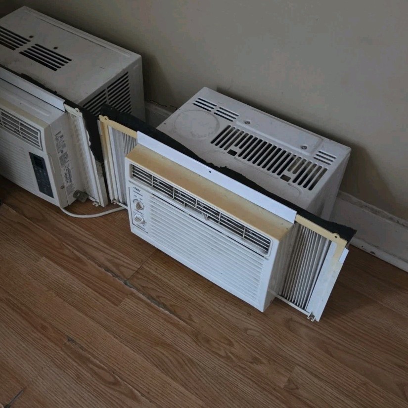 Lot of 2 White Window/Wall Through-the-Wall Air Conditioners Corded Electric