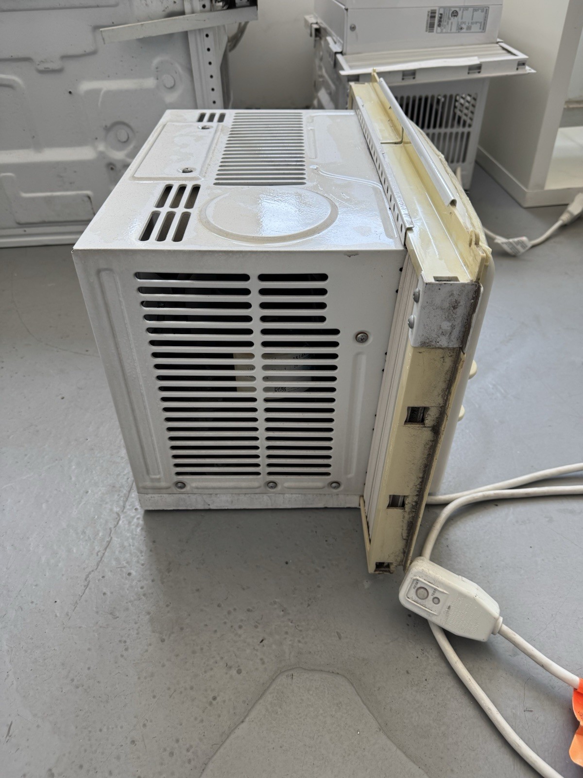 Frigidaire 5,000 BTU 115 Volt Window Air Conditioner FFRA0511Q1