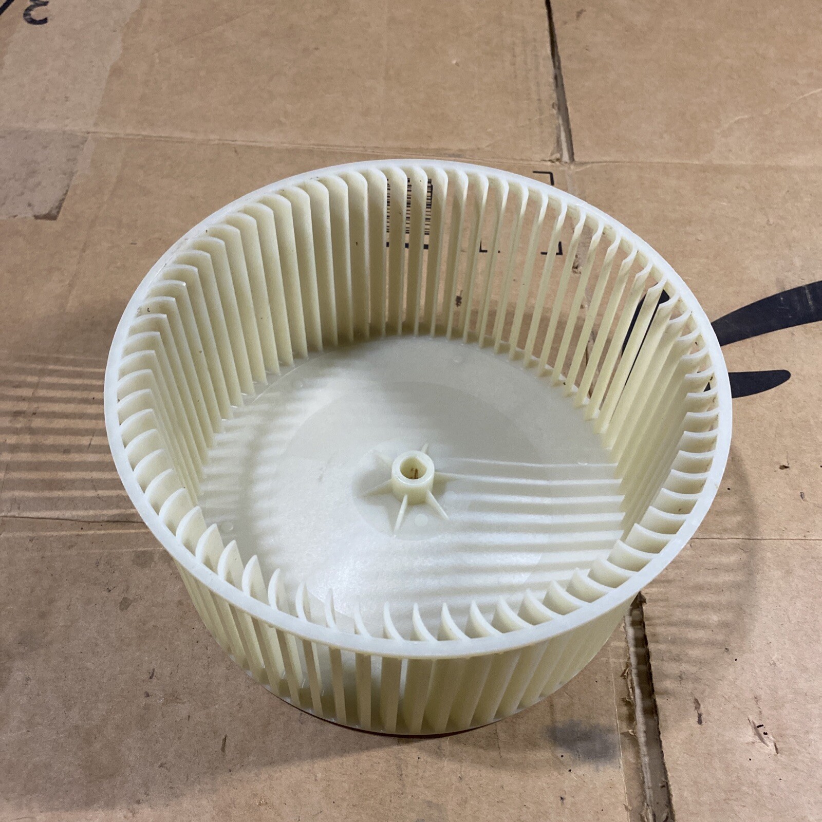 GE Blower Wheel – WJ73X10204 – 9 1/16&Prime; x 4 1/4&Prime; – Exhaust fan