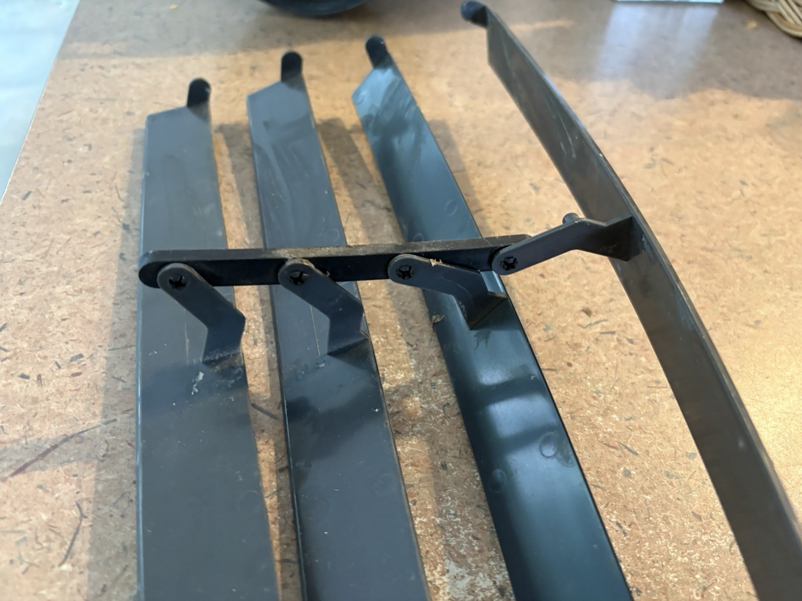 idylis 416710 air conditioner Grill Slates
