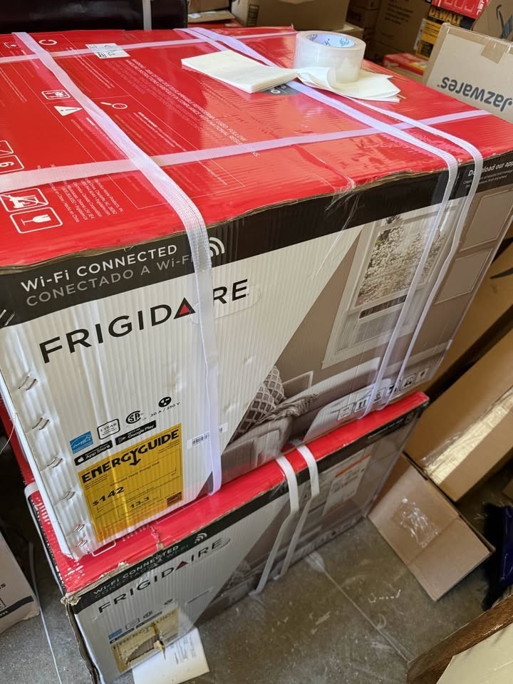 Frigidaire 24000 BTU 230V Inverter Window Air Conditioner Wi-Fi Cools 1400 Sq Ft