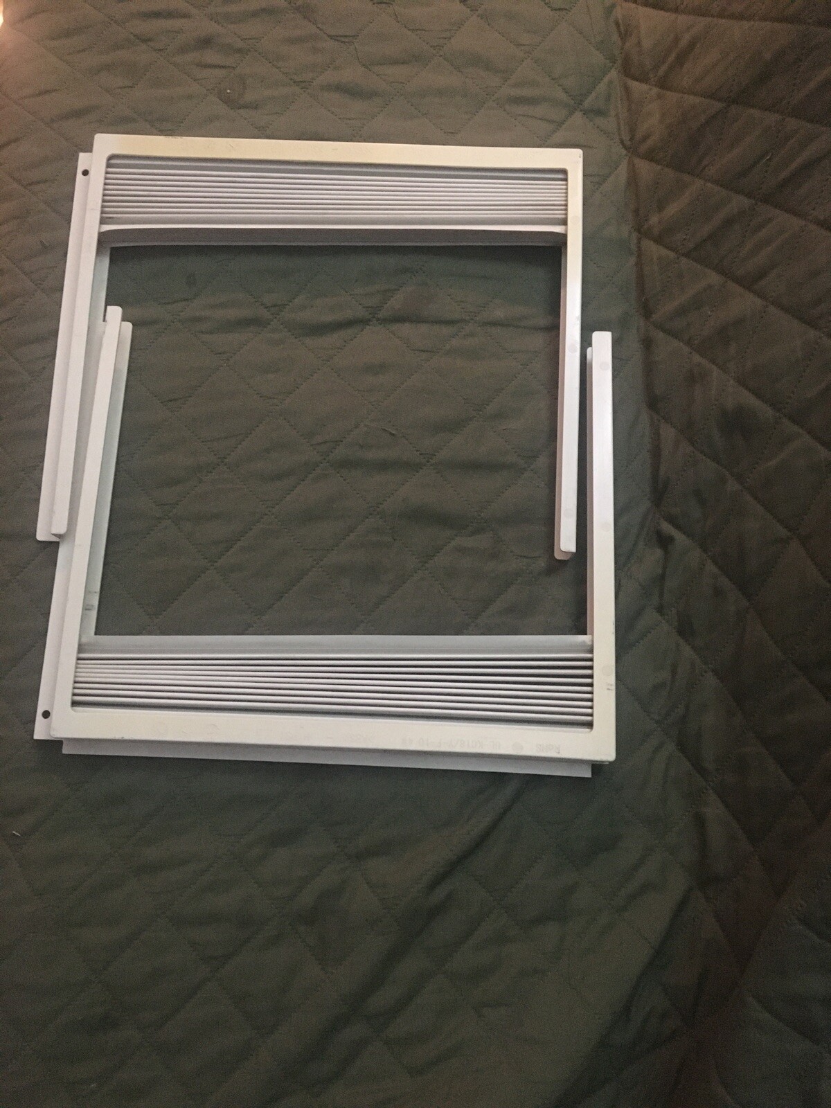 room air conditioner Extension Panel 351×277 KC18F-10 4#