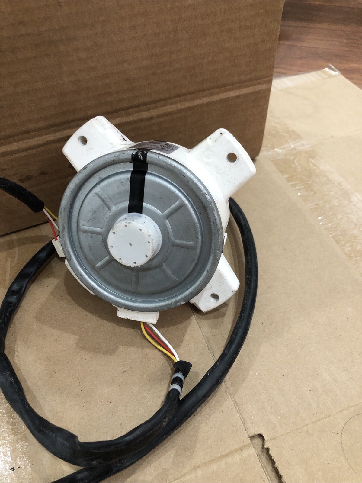 Air Conditioner Outdoor Unit Fan Motor C&H 1501308511 ZWR30-J 30W DC310V, st