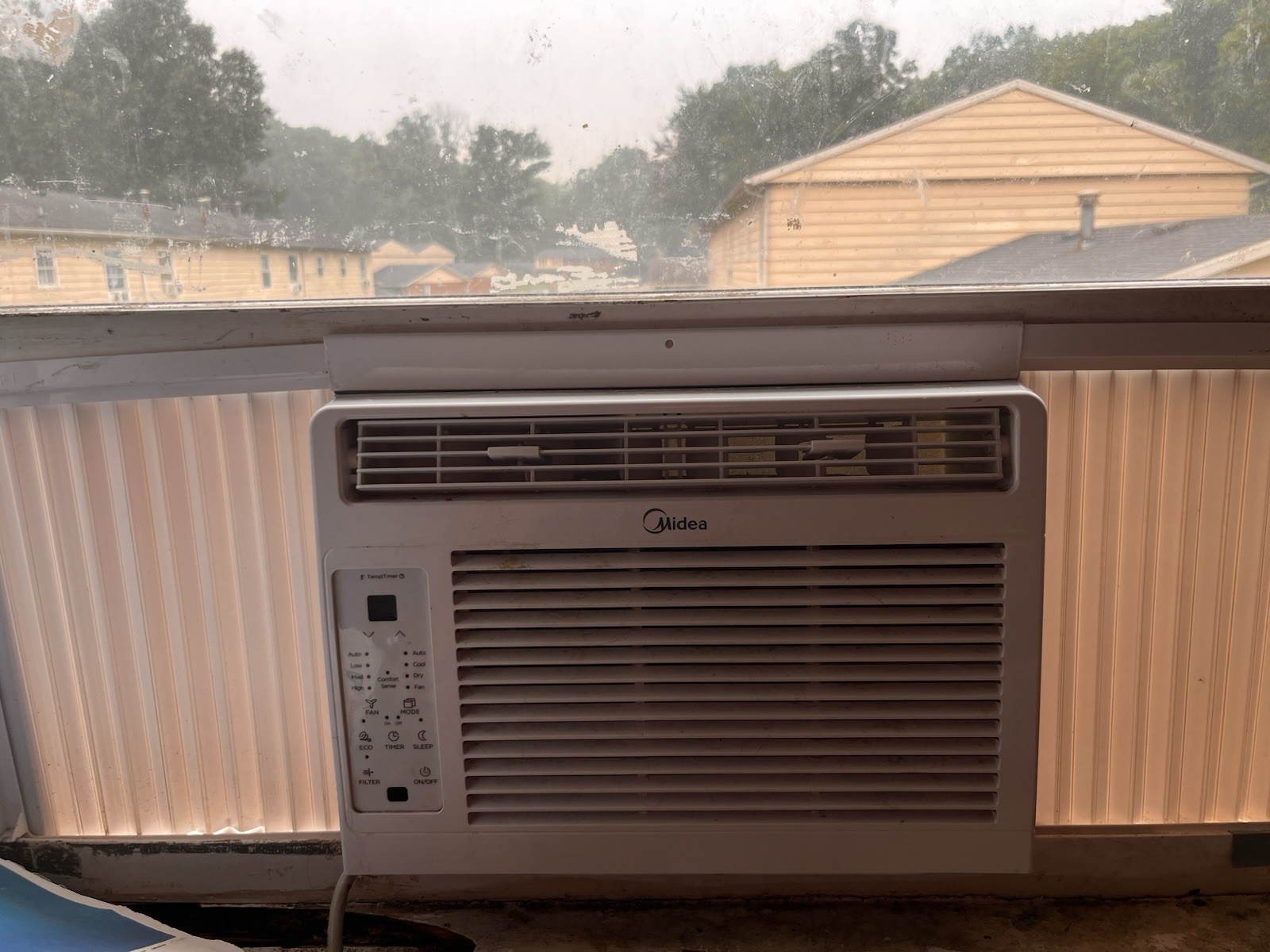 Midea 5000 BTU 115V Window Air Conditioner Digital Timer Sleep Eco, White