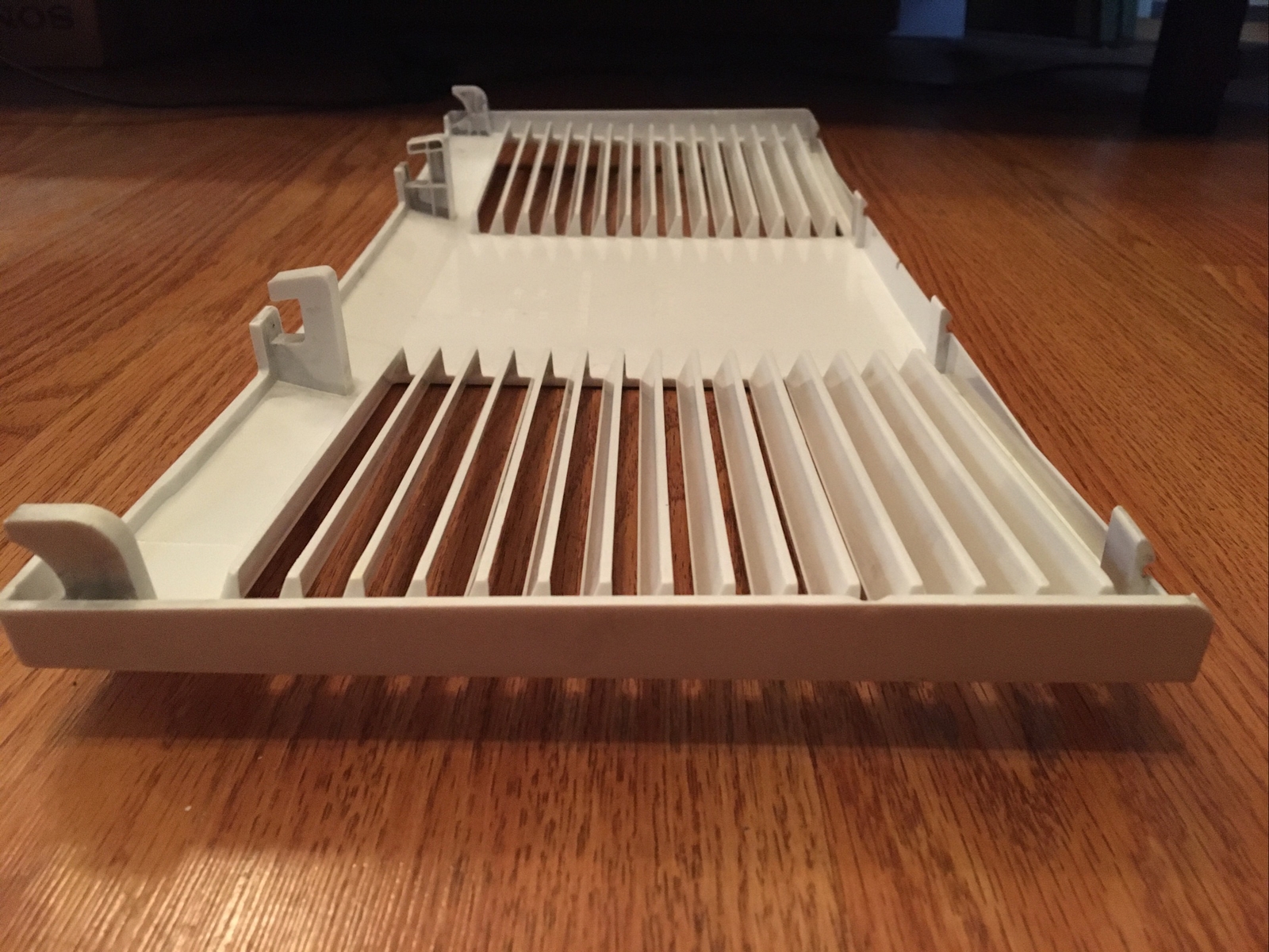 Kenmore ac model: 253.77120 Front panel air grille 18.85x 7.91x 0.70 in