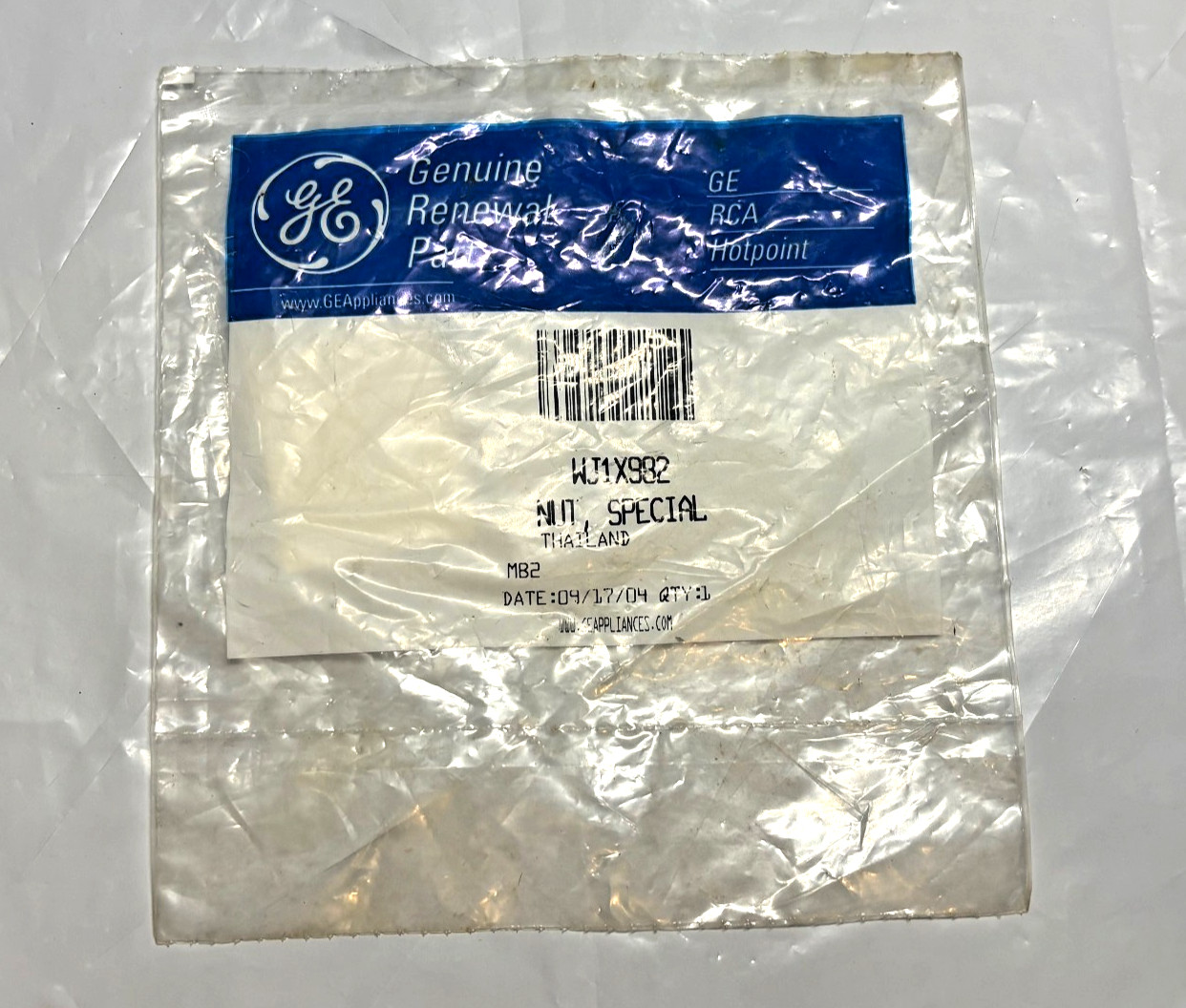 WJ1X982 GE / GENERAL ELECTRIC AIR CONDITIONER MOUNTING NUT – OEM – NEW – NLA