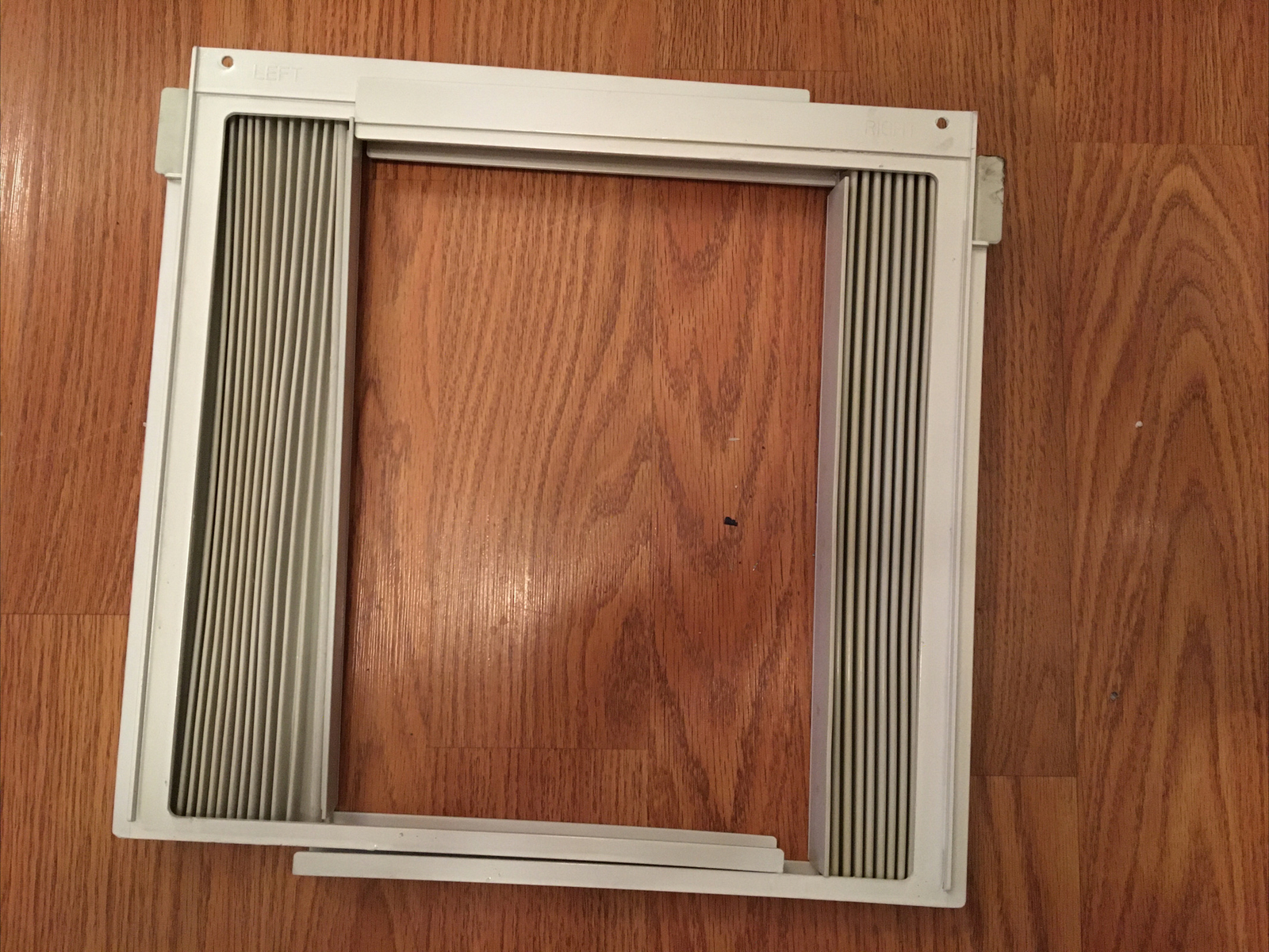Frigidaire acmodel: FAA065P7A Window Extension Side Panel 13.66×10.98×0.94 in