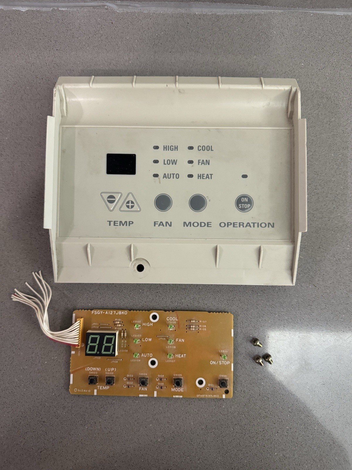 FSGY-AI27JBKO QPWBFB089JBEO OEM Control Panel & Cover Replacement – Excellent