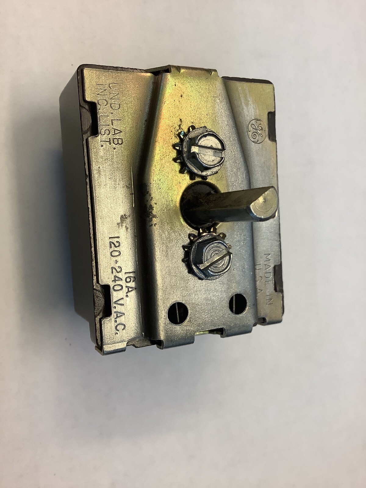 Function Switch For a Friedrich POWER MISER Room A/C p/n 304-416-01 by GE