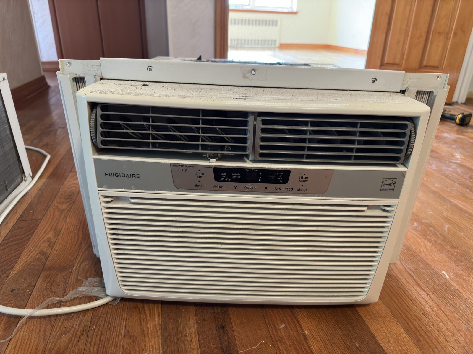 Frigidaire Energy Star 10,000 BTU 115V Window-Compact Air Conditioner w/Remote