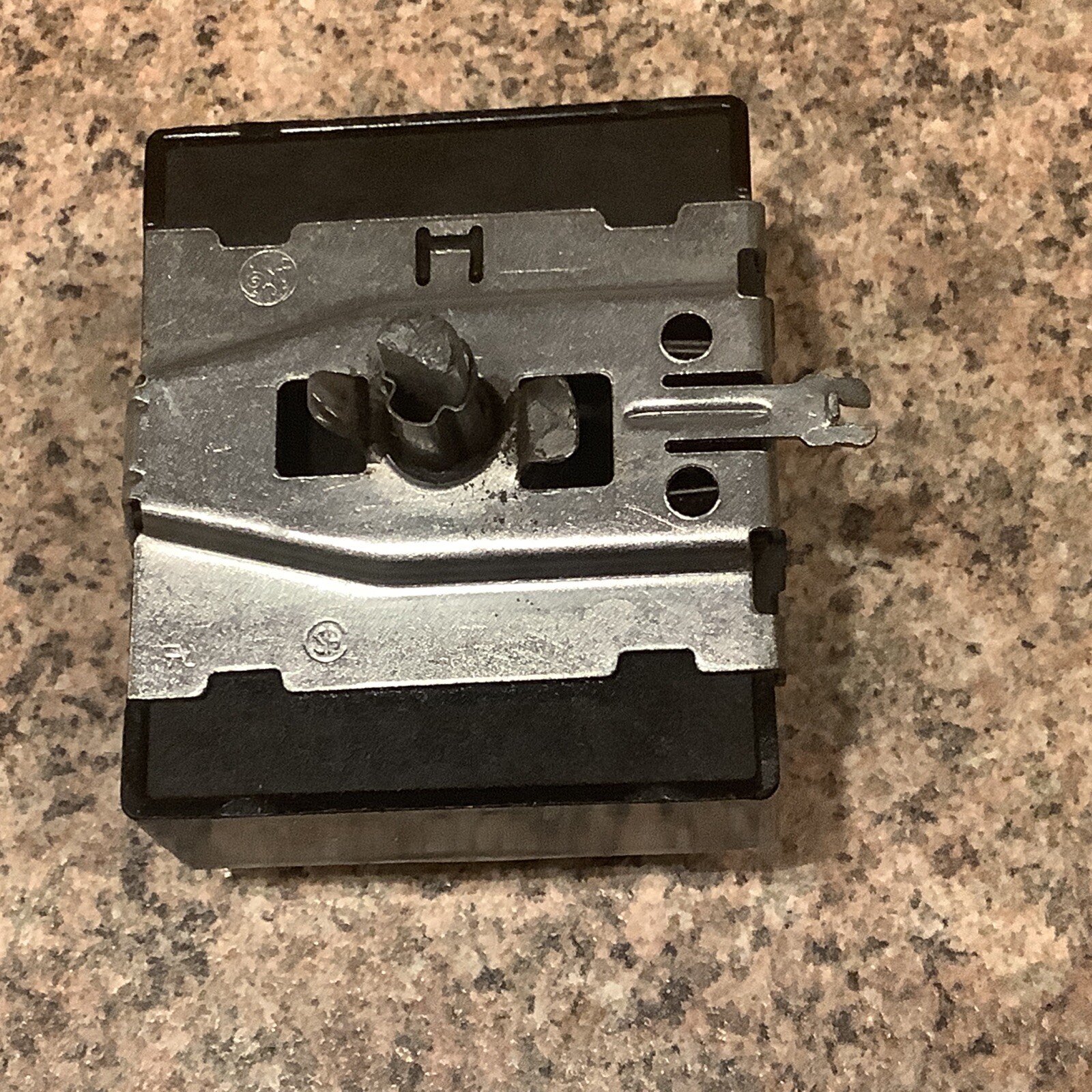 Function Switch For room A/C GE ASR 6379-4617 p/n 606-072-05 3speed