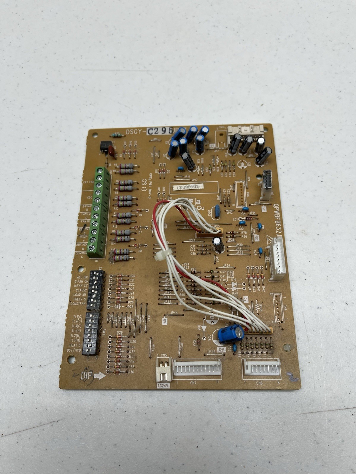 QPWBFB632JBZZ DSGY-C295JBKZ OEM control board of Sharp Wall Unit AC