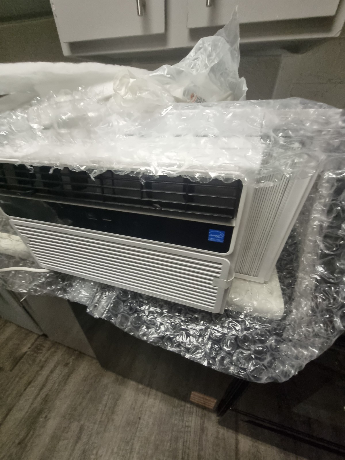 Seasons 8000 BTU, 115-Volt Window Air Conditioner Cool, Only in White (Open Box)