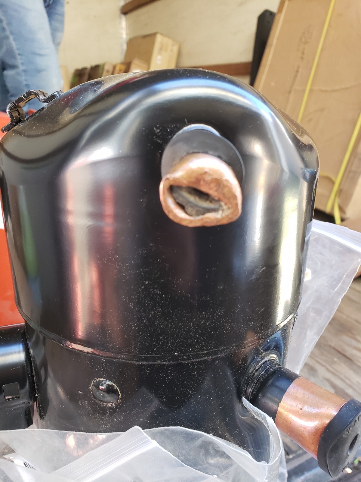 LG MODEL : AQA040KAB COMPRESSOR–SEE PICTURE