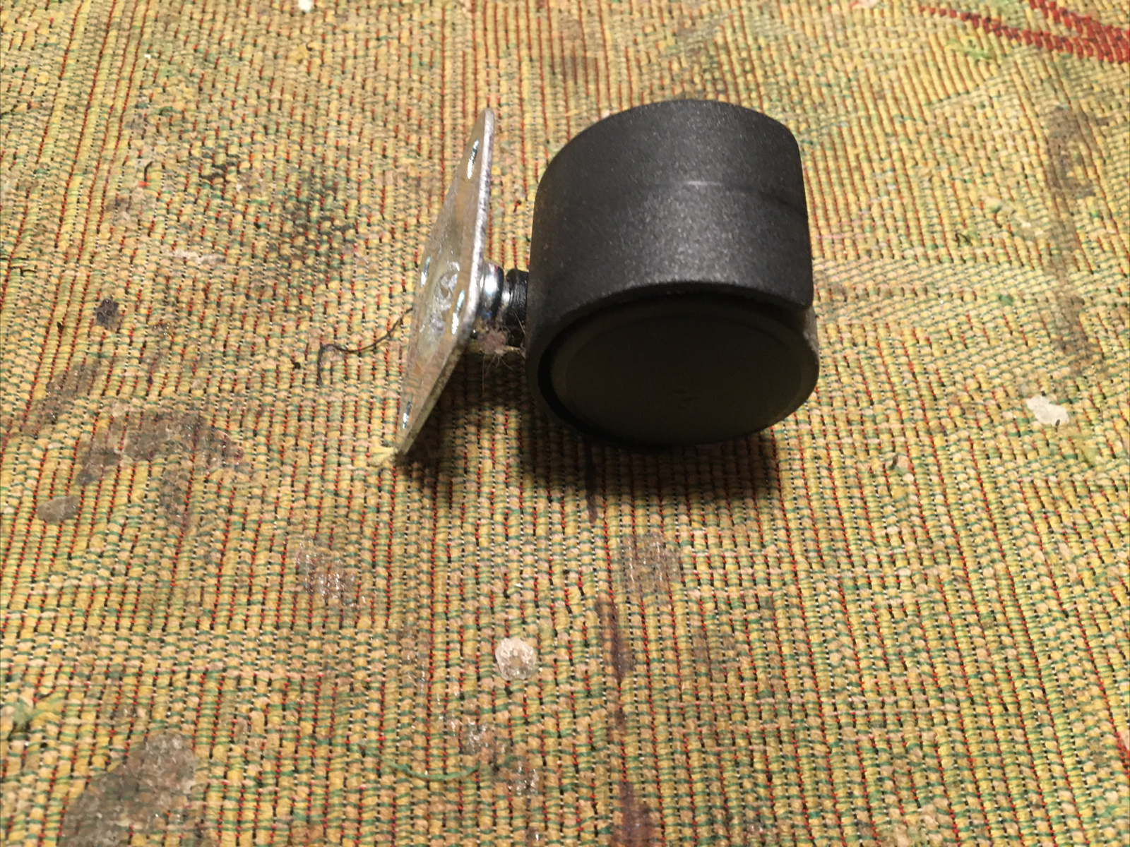 Frigidaire ac model: FFPA0822R1 Parts Wheel