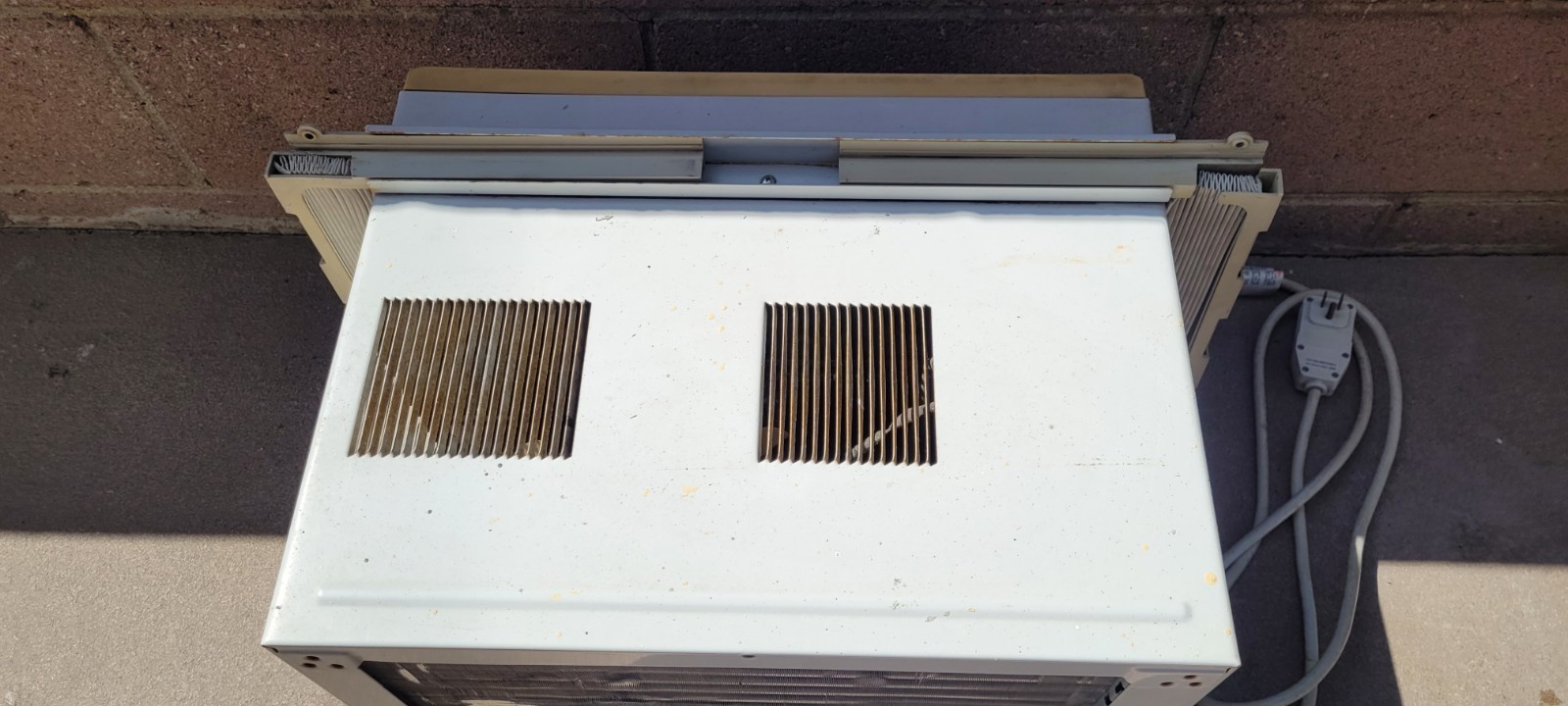 LG LWHD8008R 8,000 BTU Window Air Conditioner AC w/ Remote 115V Used