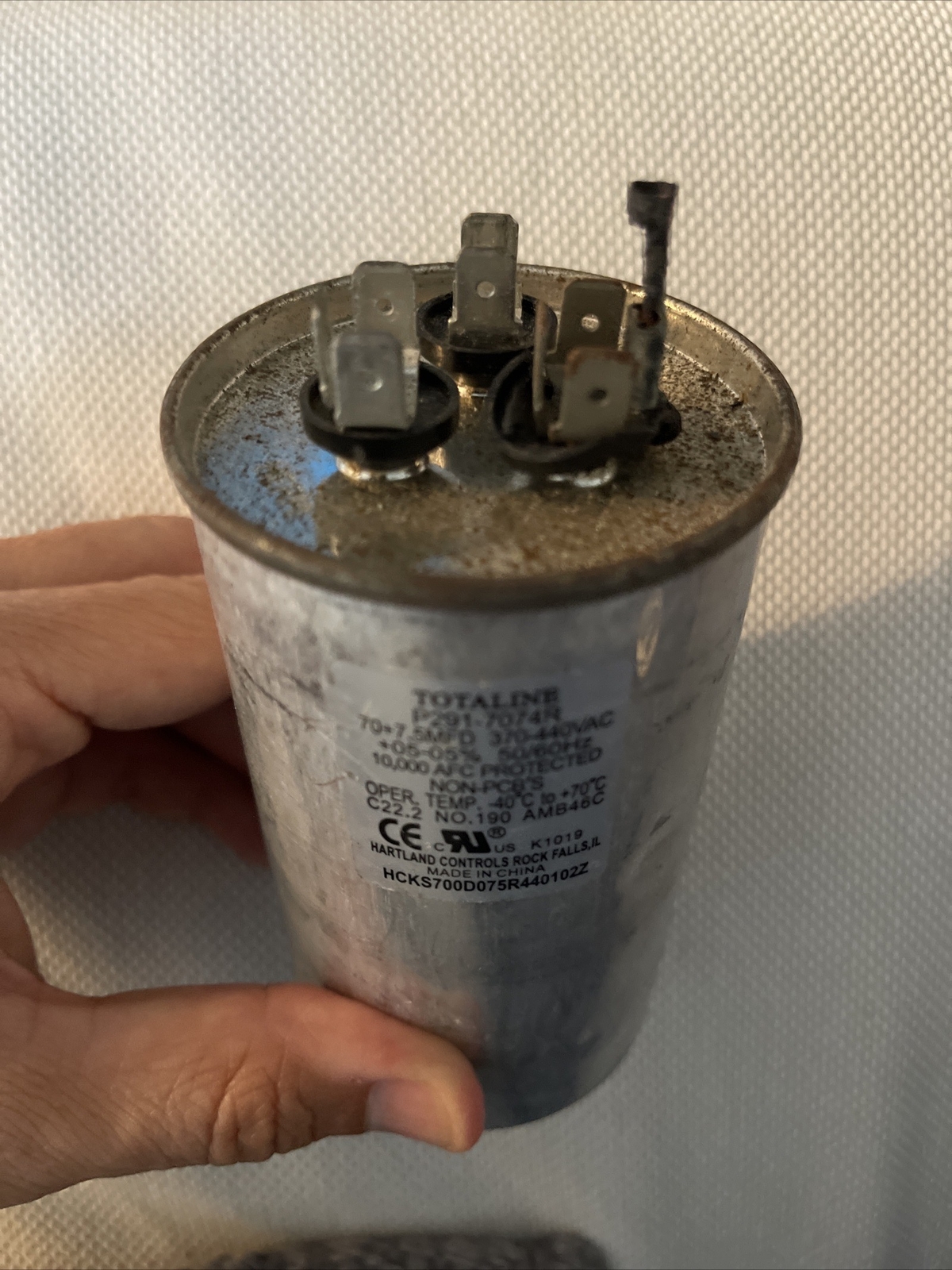 Frigidaire FFRE1533U1 Air Conditioner Capacitor CBB65A 250VAC 50/60Hz