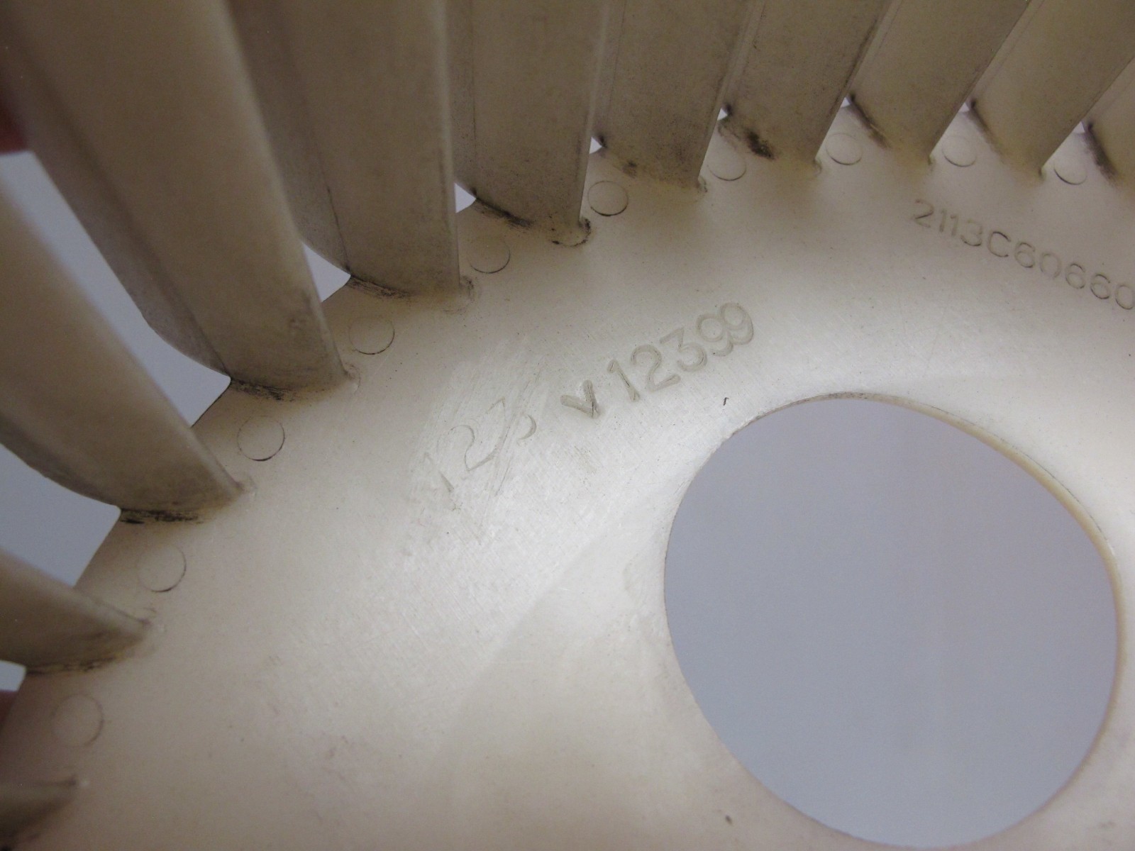 Haier HWE12XCR Air Conditioner original Centrifugal fan A0010208652 0010208652