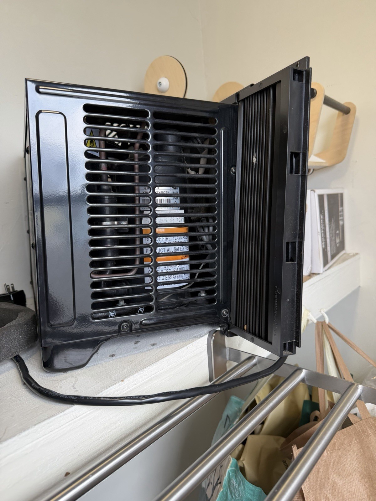 TCL Window Air Conditioner Black Digital Display Push Button 10.000 BTU