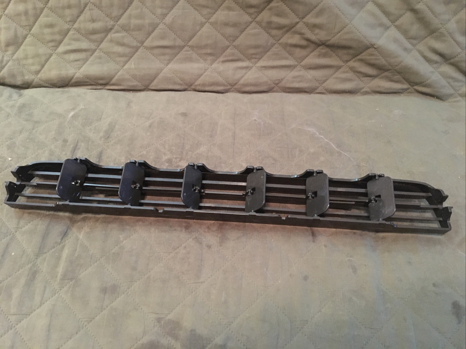 Frigidaire ac model: FFRE0833U1 outlet air louver and lever 19.13x 2.40x 1.39 in