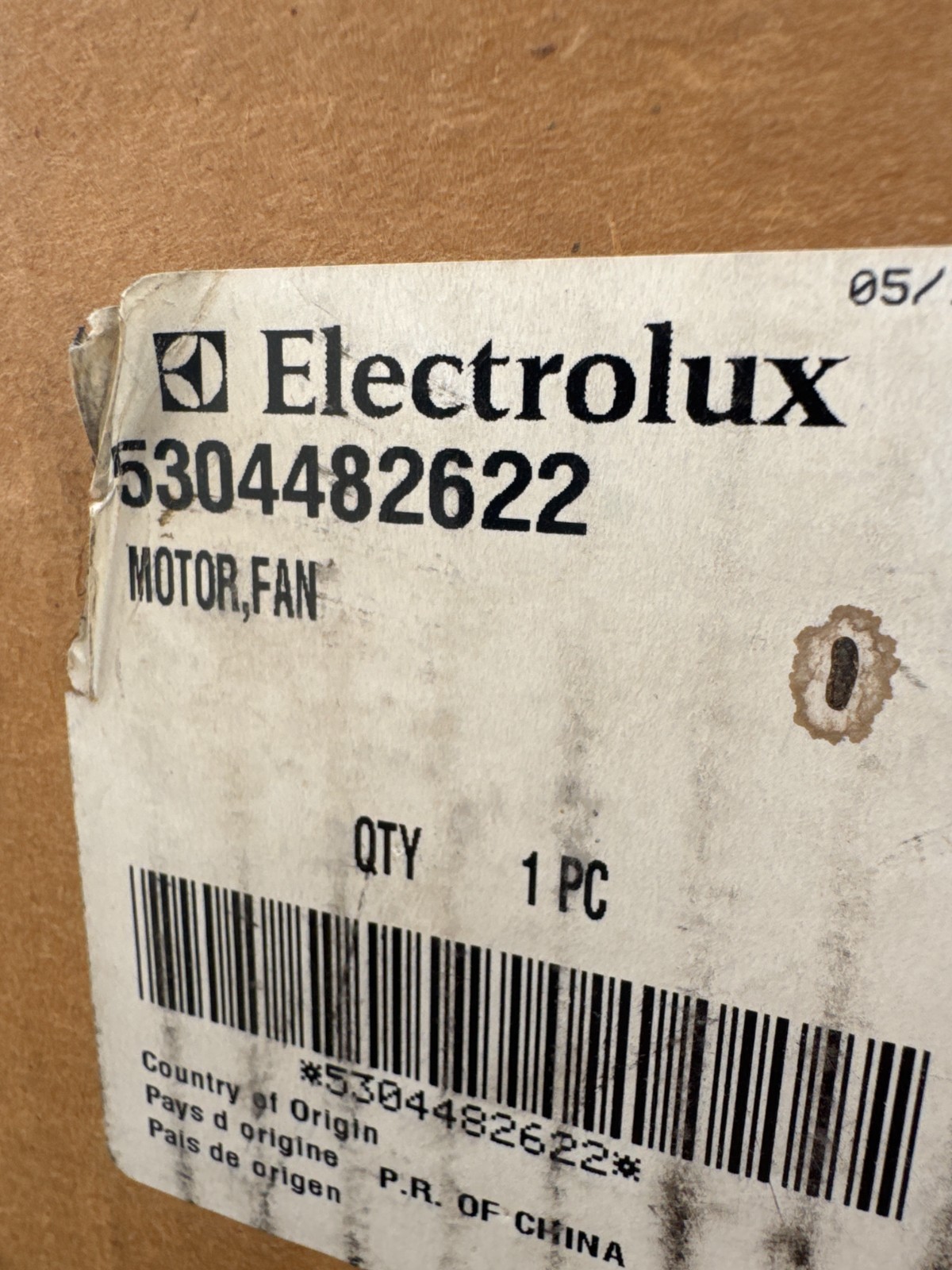 Genuine OEM Electrolux 5304482622 Air Conditioner Fan Motor Assembly – Black
