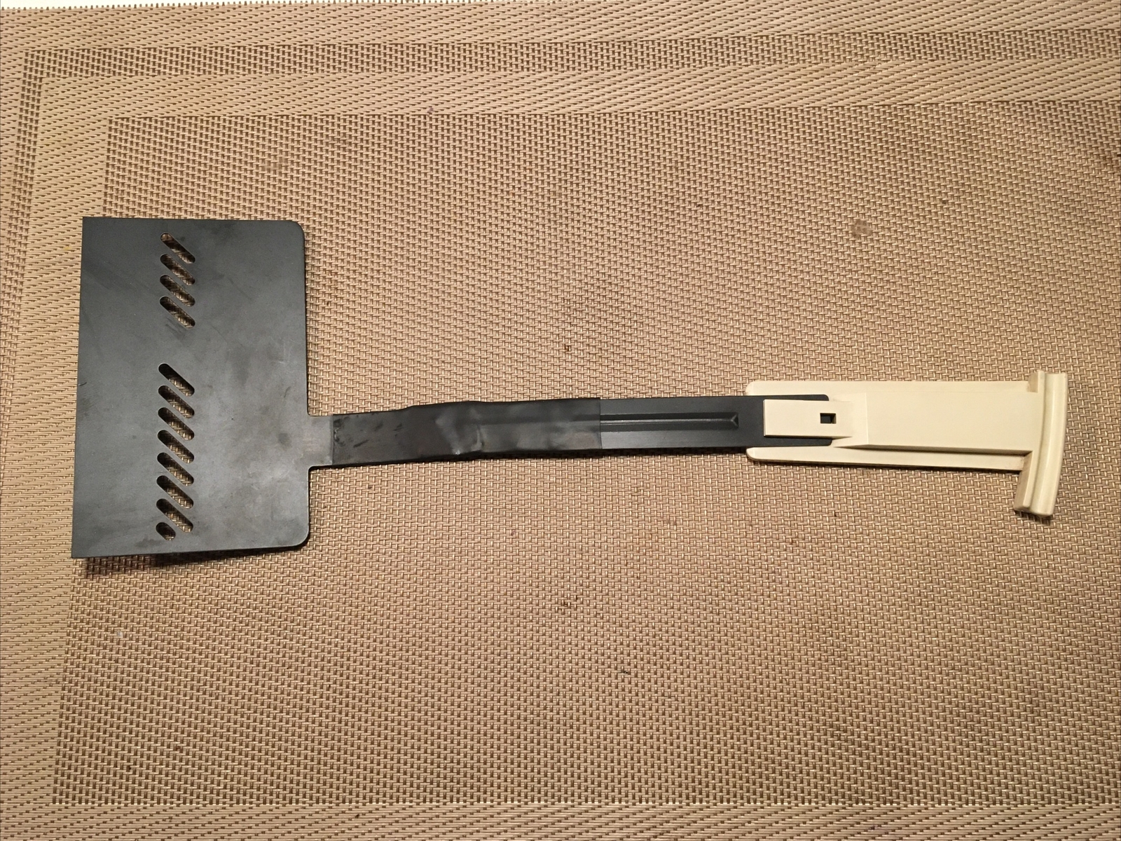 Frigidaire ac model:FAC086L7A1 Parts Air Vent Arm 9.05 in