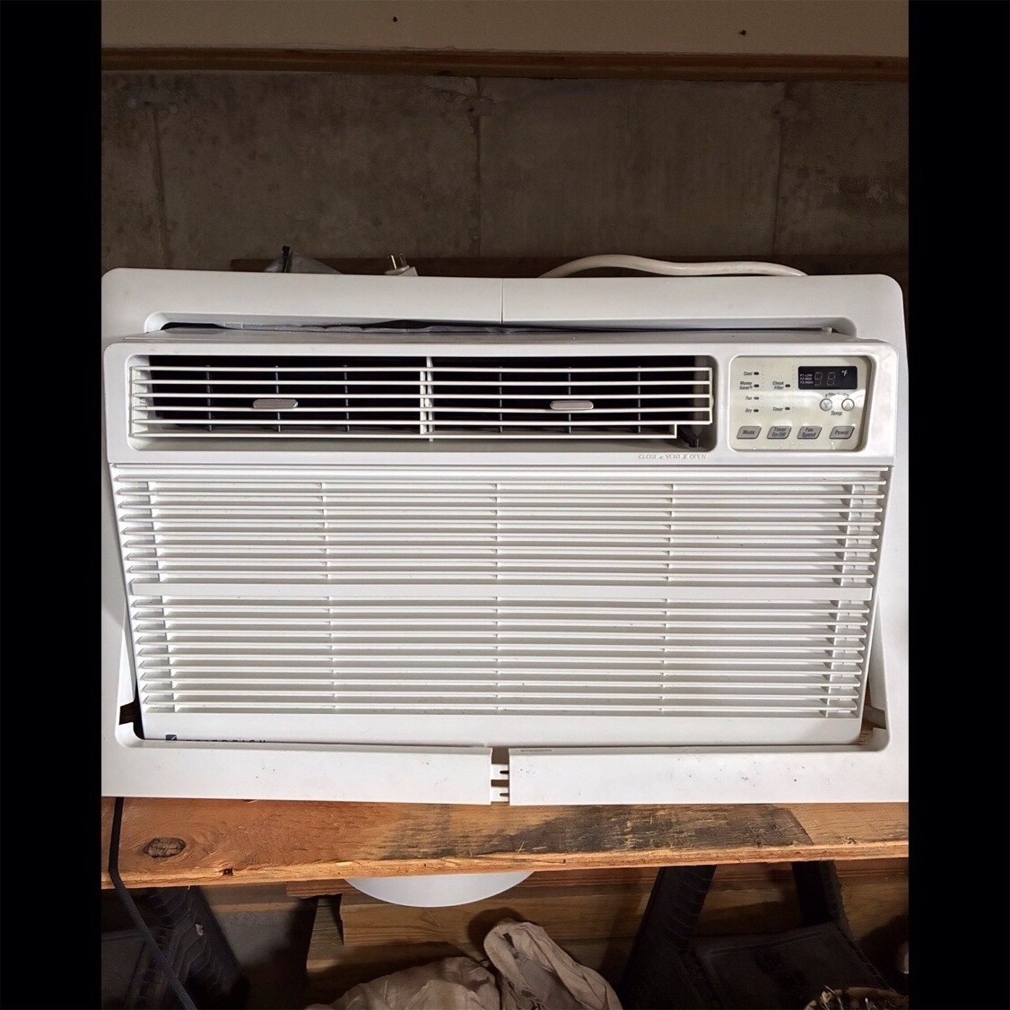 Friedrich White Window/Wall Air Conditioner Digital Controls Timer Sleep Mode