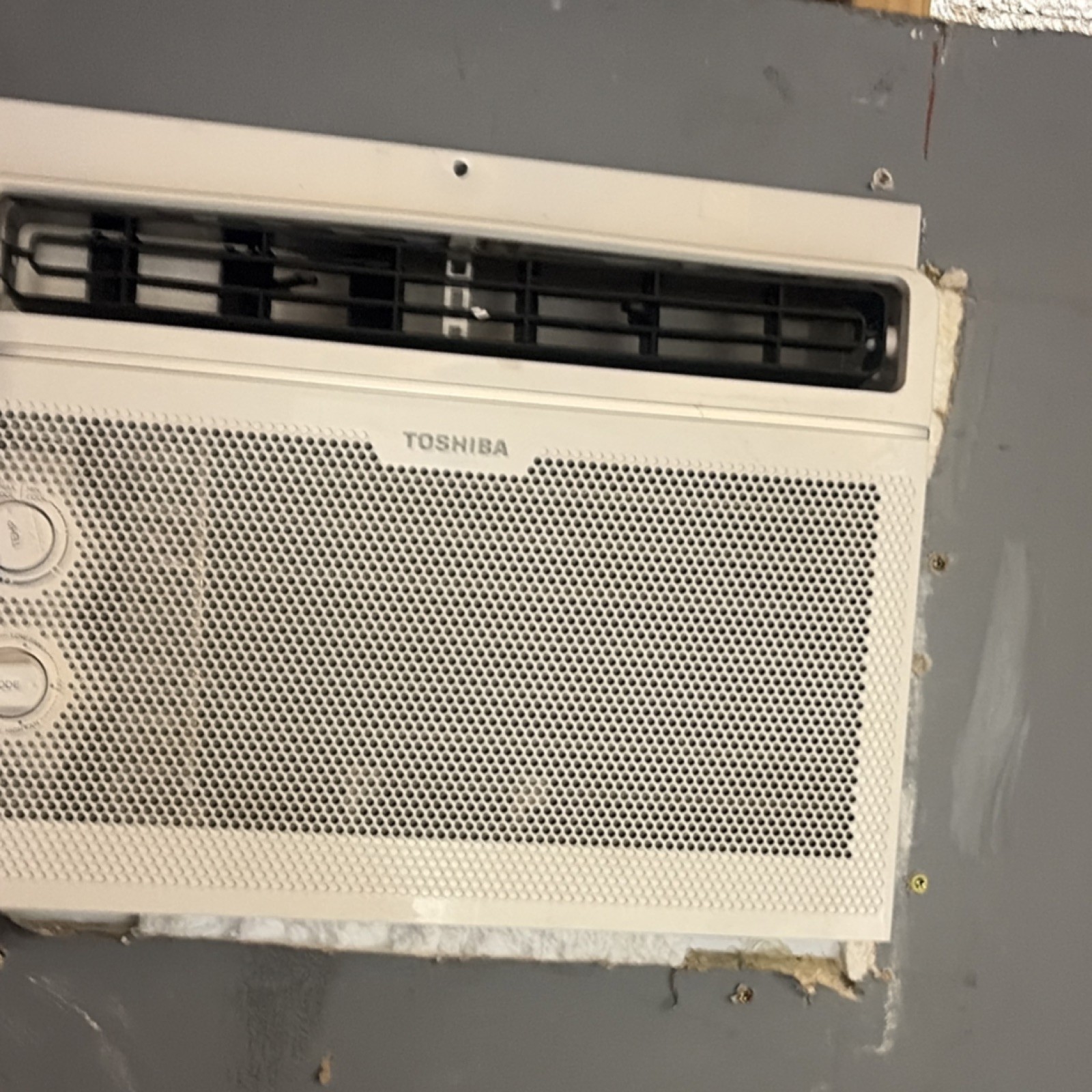 Toshiba 5000 BTU Through-the-Wall/Window Air Conditioner 115V R32 RAC-WK0512CMRU