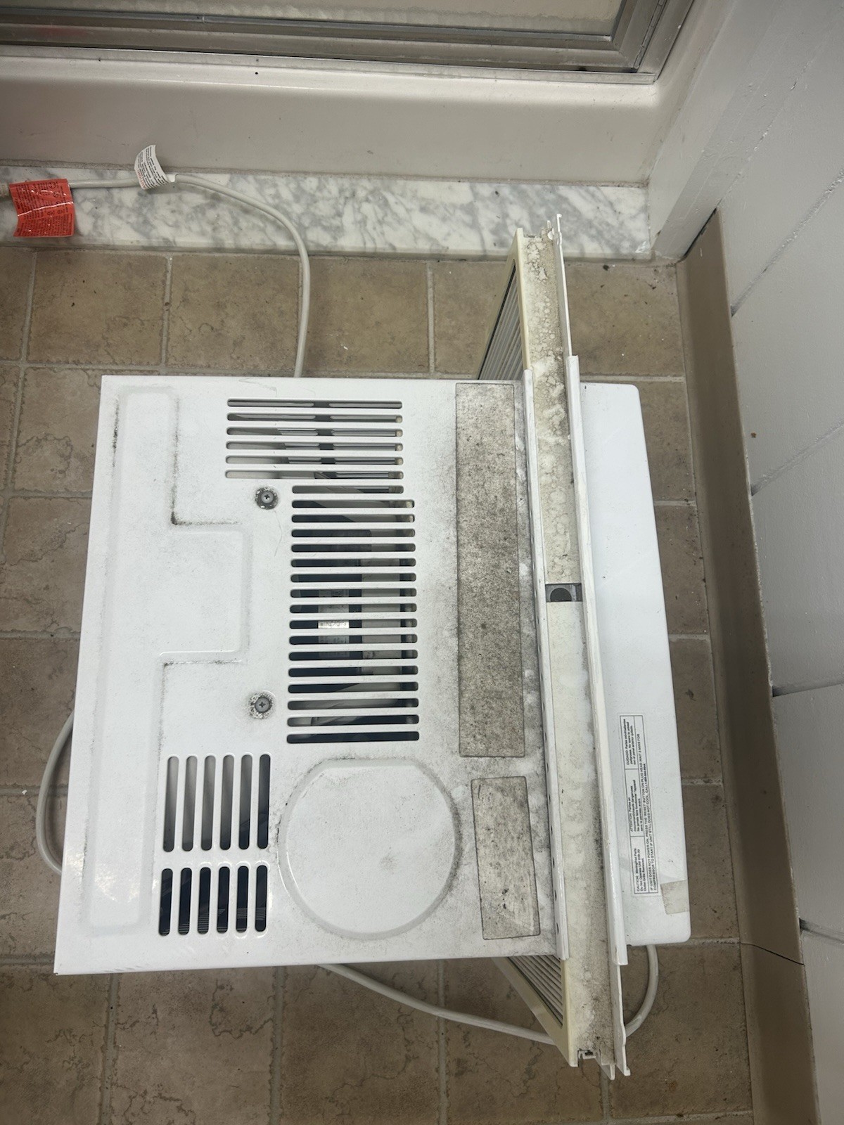 Frigidaire 5000 BTU 115V Window Air Conditioner Rotary Controls White
