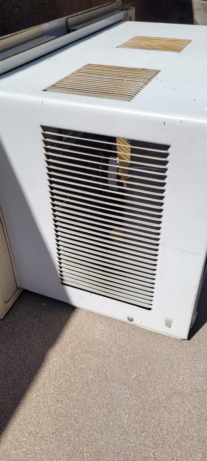 LG LWHD8008R 8,000 BTU Window Air Conditioner AC w/ Remote 115V Used
