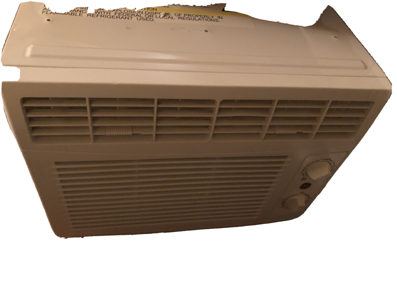 GE & Toshiba 5000 BTU Window-Mounted Air Conditioner – White